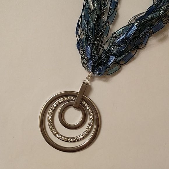 Handmade Ladder Ribbon Necklace! - Picture 3 of 6